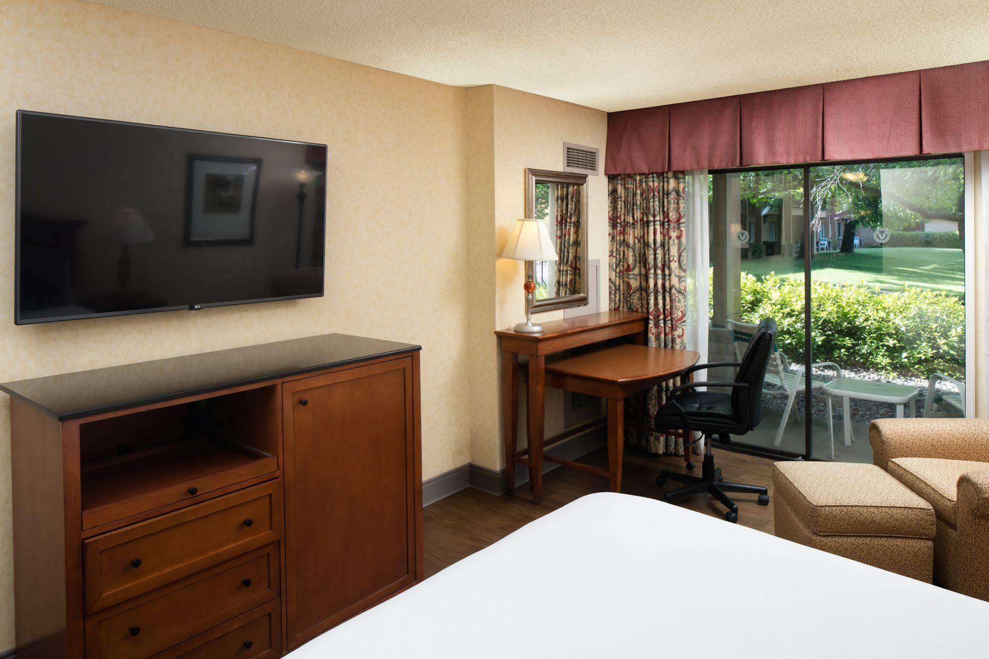 Red Lion Hotel Рединг Екстериор снимка